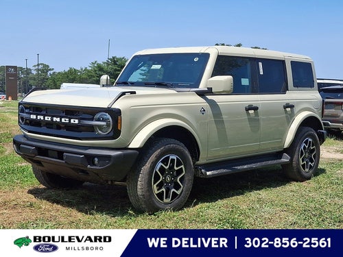 2026 Ford Bronco Outer Banks