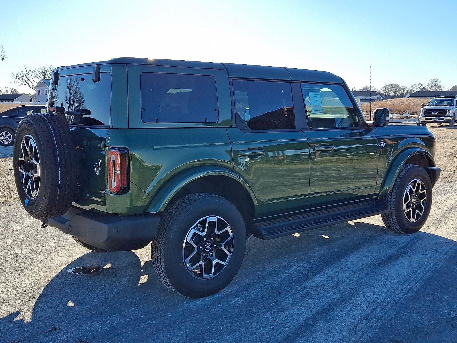 2025 Ford Bronco Outer Banks