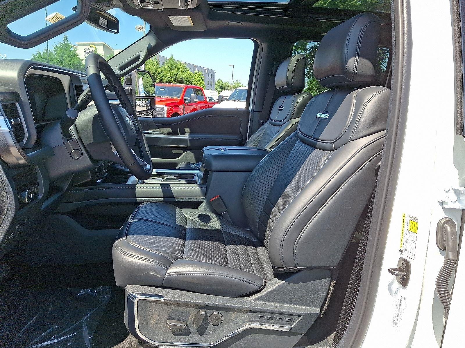 2025 Ford Super Duty F-250 Platinum