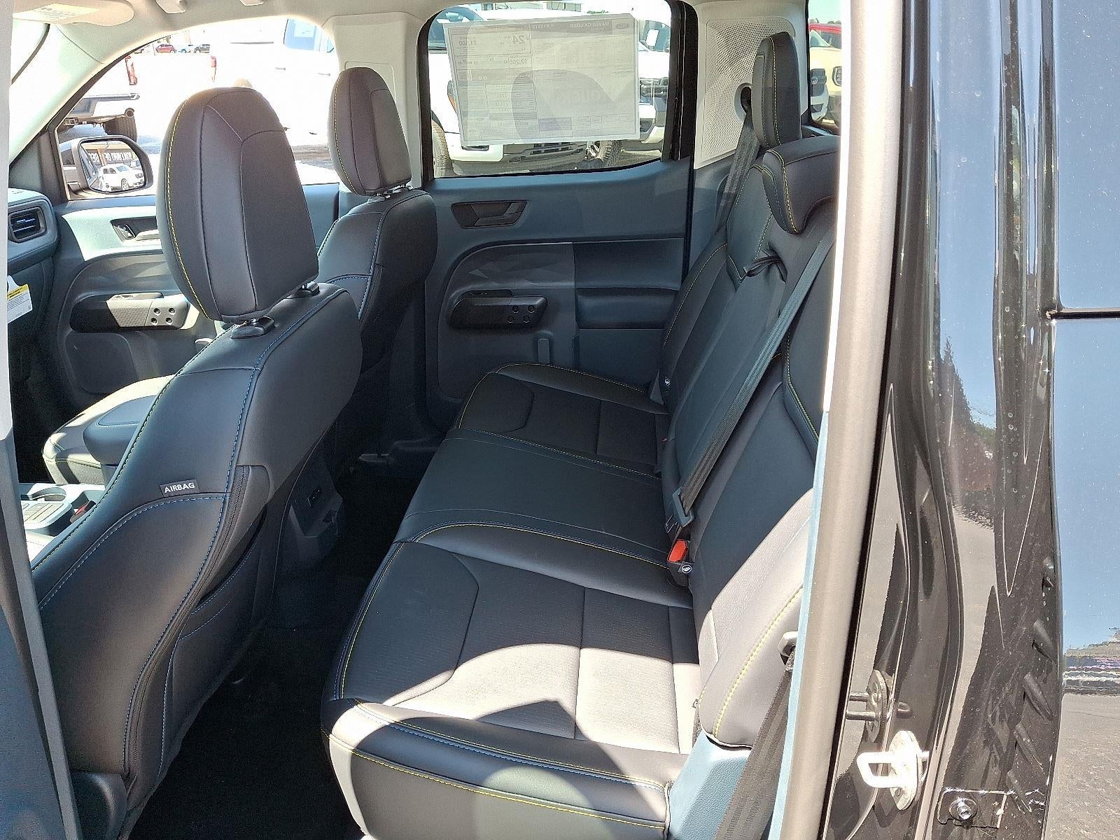 2025 Ford Maverick Lobo Standard