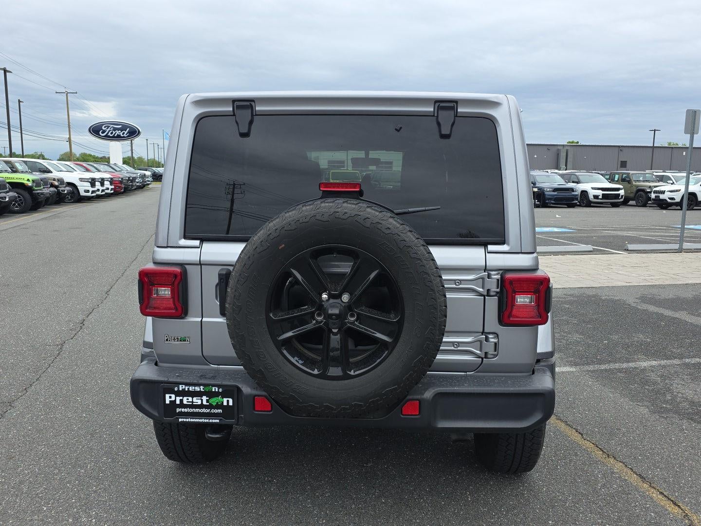 2021 Jeep Wrangler Unlimited Sahara Altitude