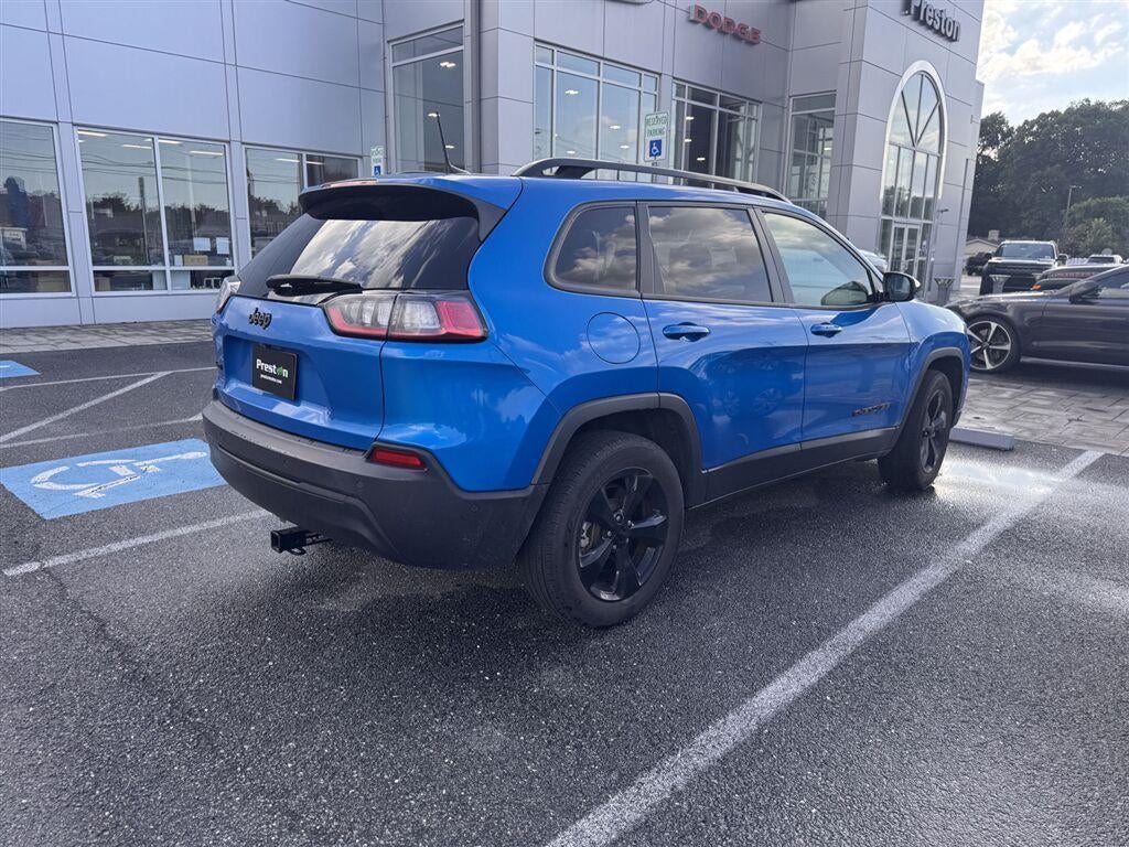 2023 Jeep Cherokee Altitude Lux
