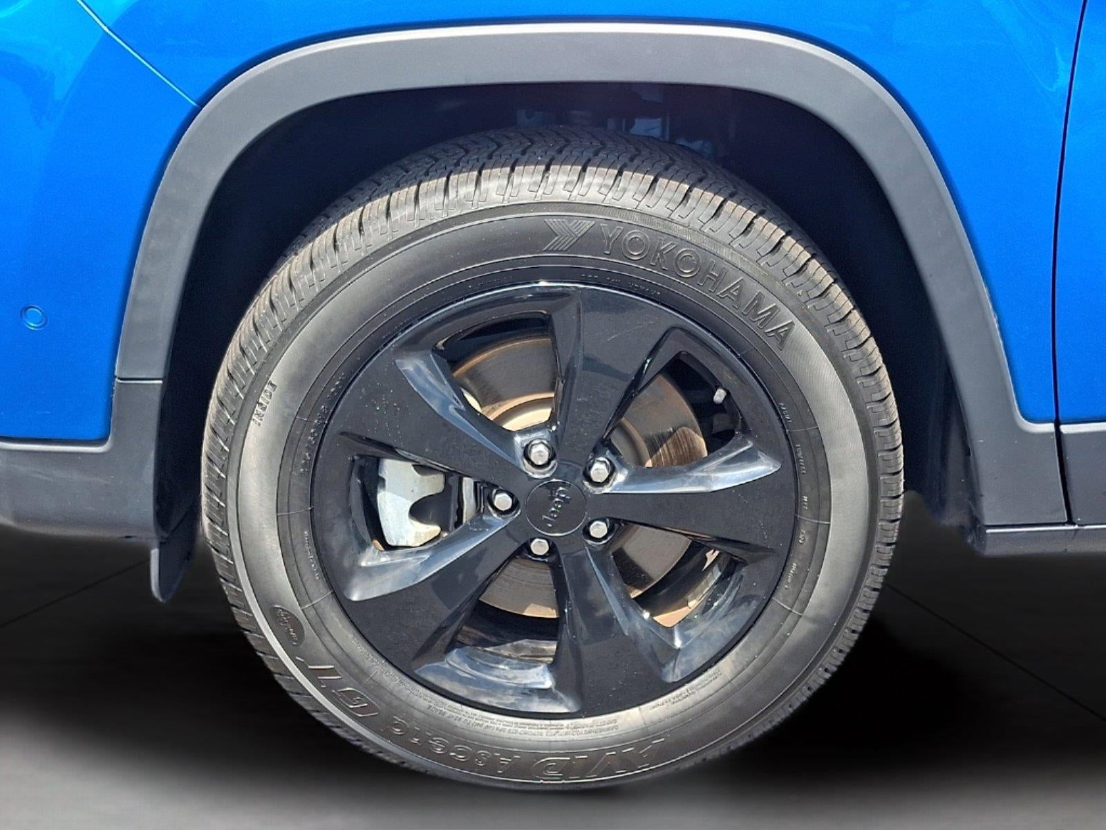 2023 Jeep Cherokee Altitude Lux