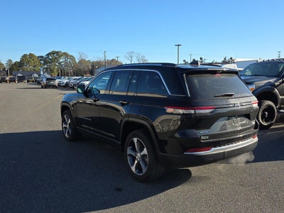 2022 Jeep Grand Cherokee 4xe BASE