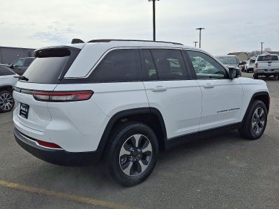 2022 Jeep Grand Cherokee 4xe BASE