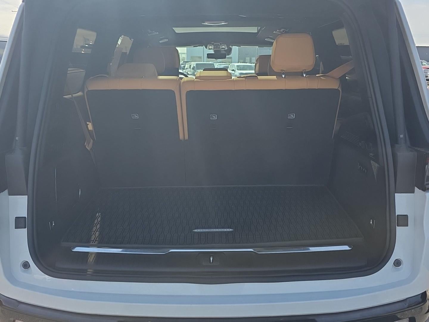 2024 Jeep Grand Wagoneer Series III Obsidian