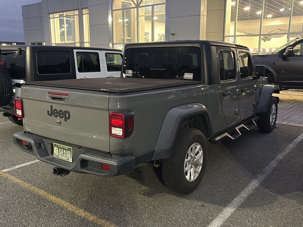 2023 Jeep Gladiator Sport S