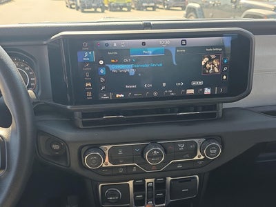 2026 Jeep Gladiator Sport