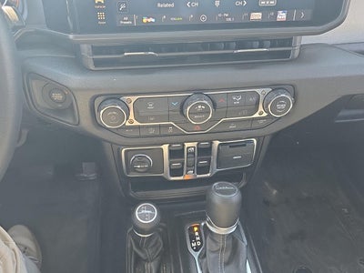 2026 Jeep Gladiator Sport