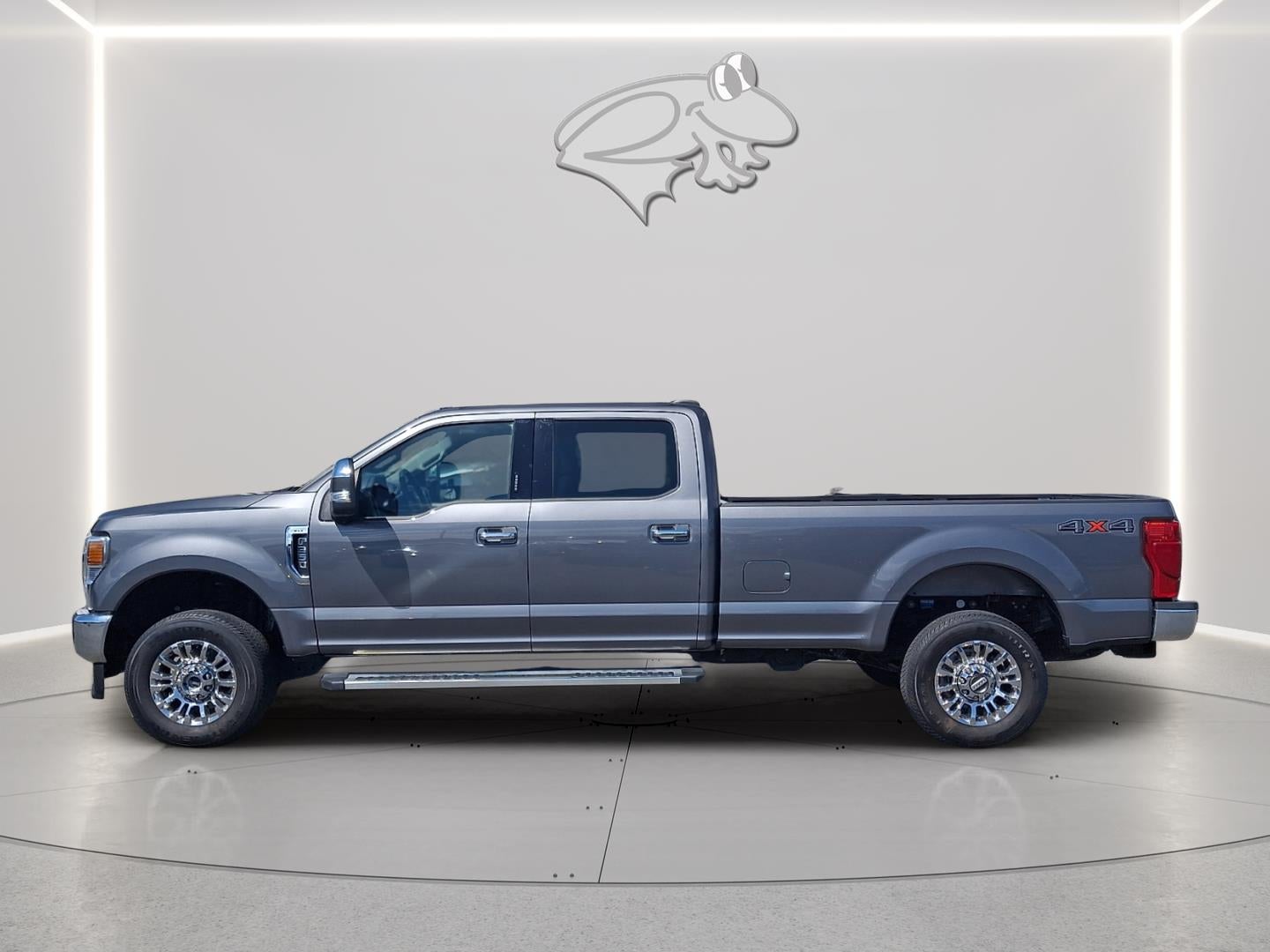 2022 Ford Super Duty F-350 XLT