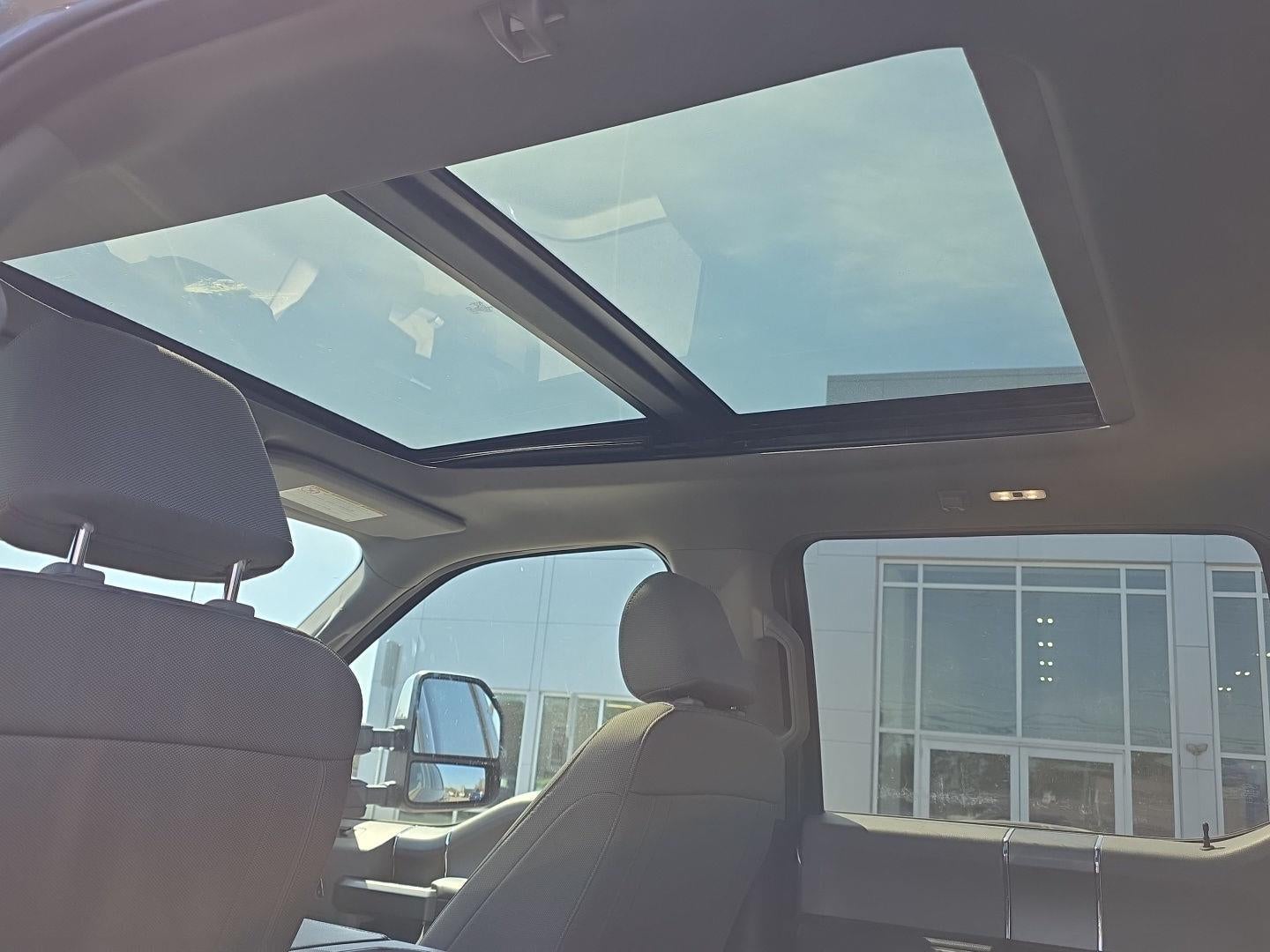 2022 Ford Super Duty F-350 XLT