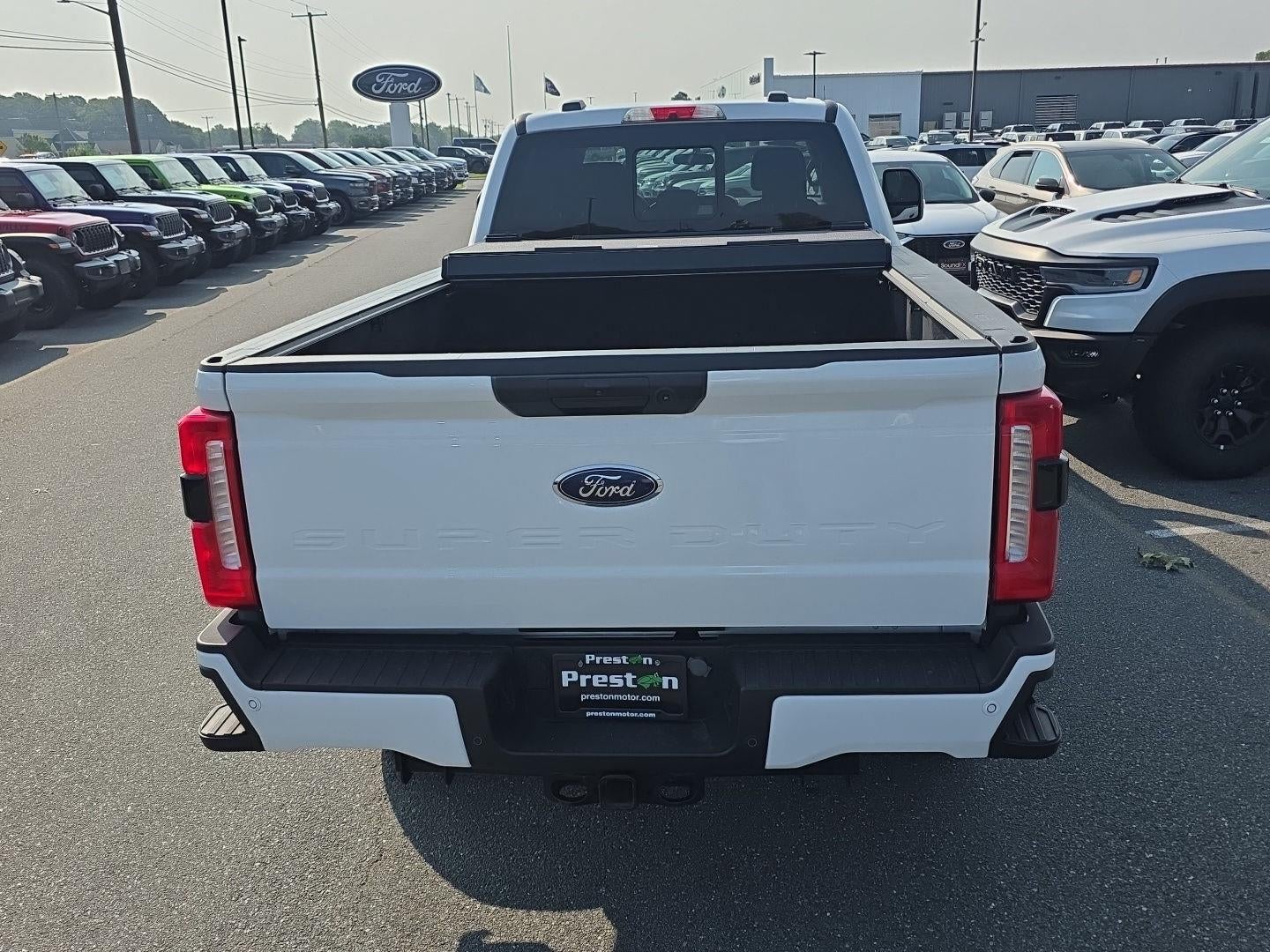 2023 Ford Super Duty F-350 SRW XL