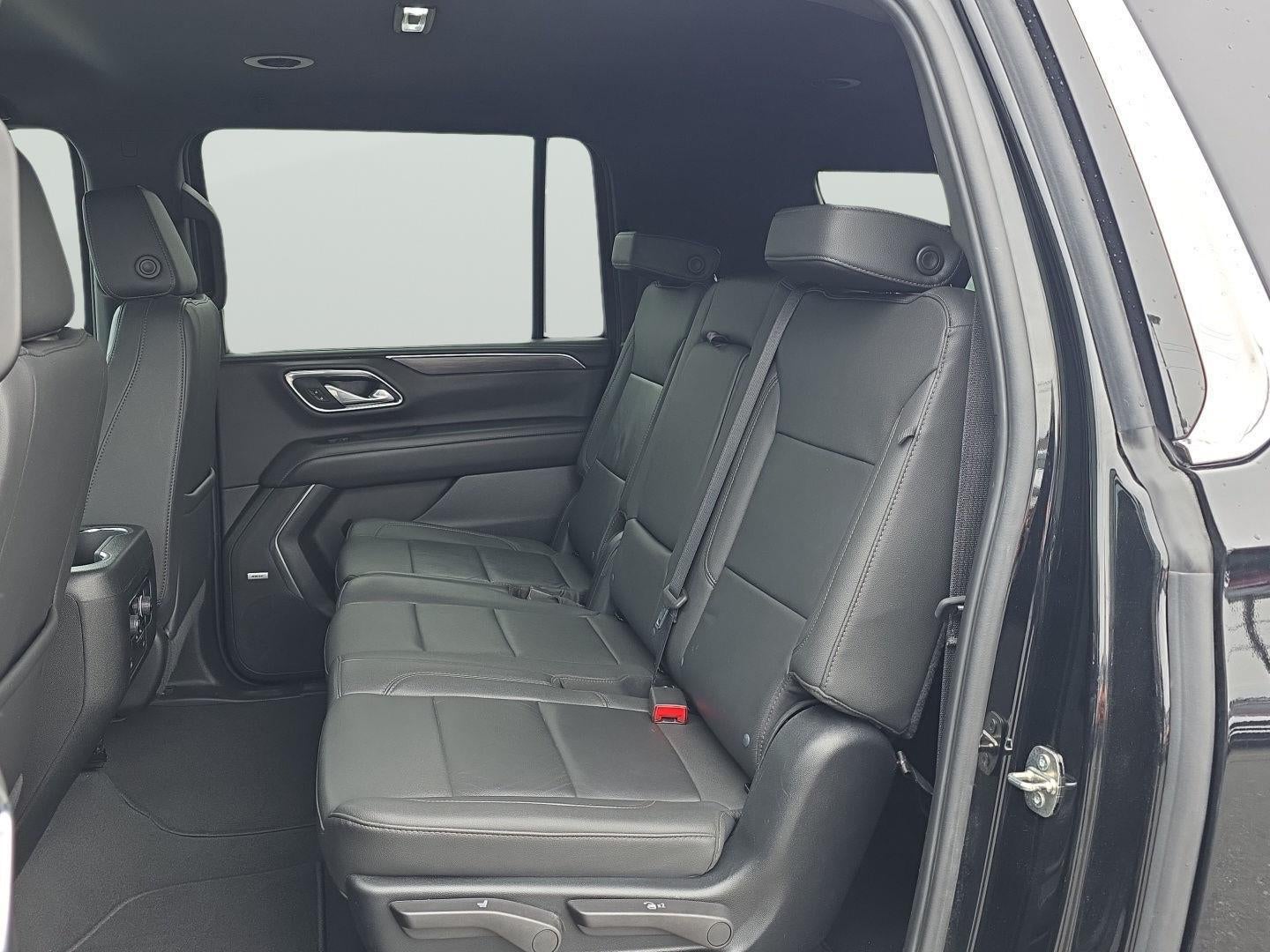 2024 Chevrolet Suburban LT