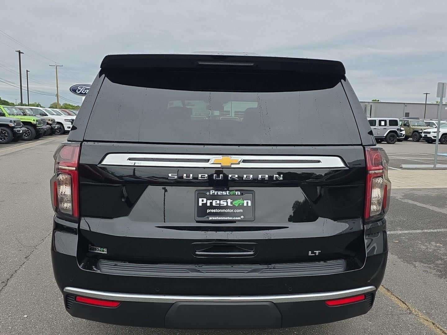 2024 Chevrolet Suburban LT