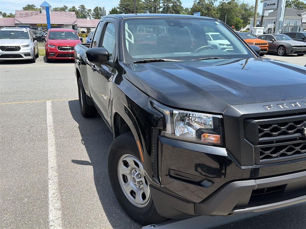 2022 Nissan Frontier S