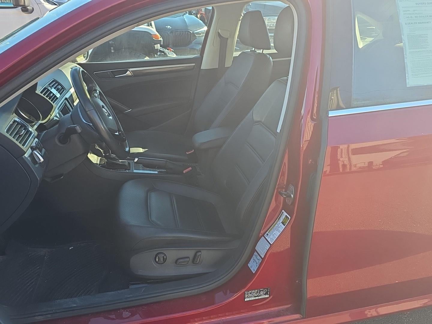 2018 Volkswagen Passat 2.0T SE