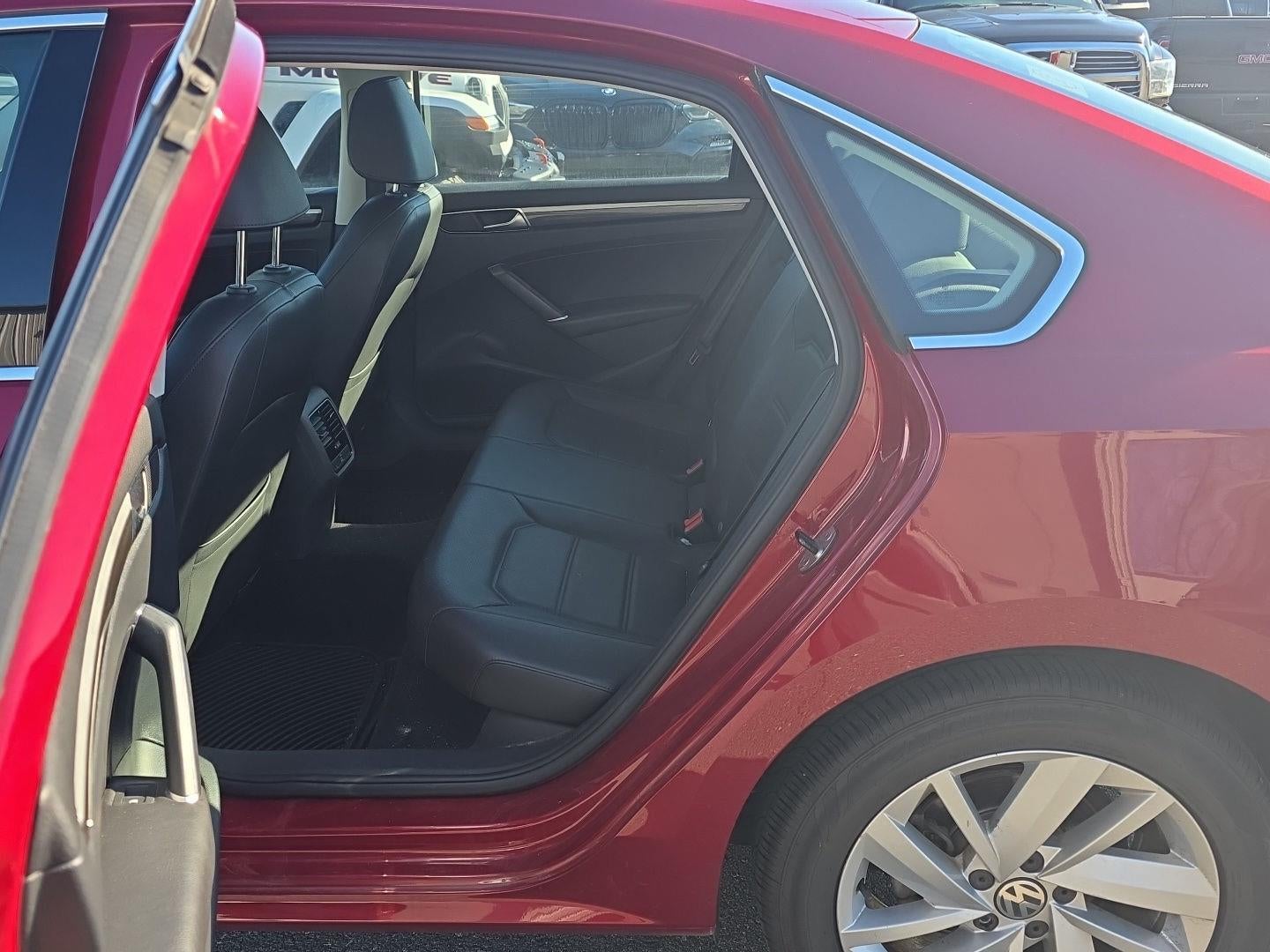 2018 Volkswagen Passat 2.0T SE