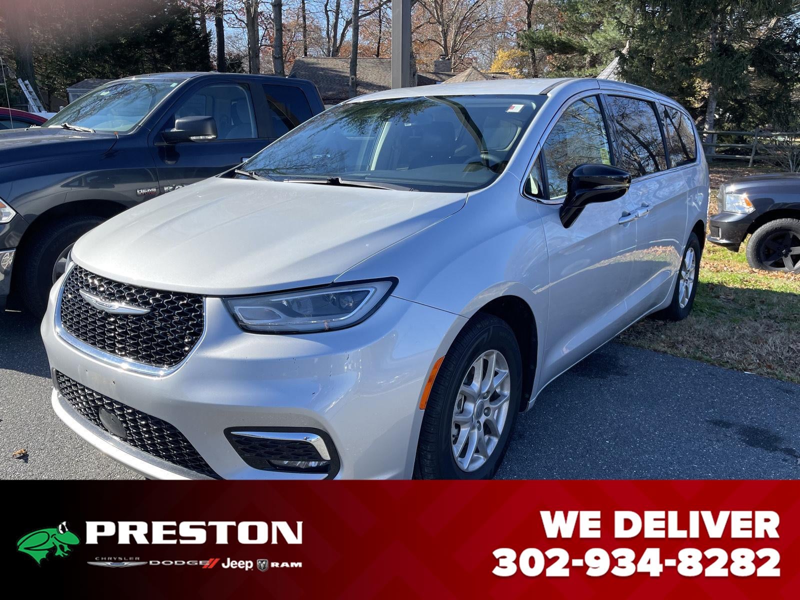 2024 Chrysler Pacifica Touring L