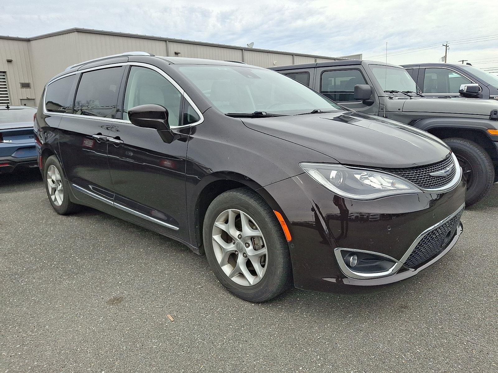2019 Chrysler Pacifica Touring L Plus