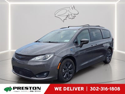 2020 Chrysler Pacifica Hybrid Limited