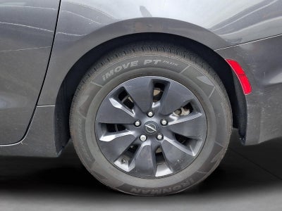 2020 Chrysler Pacifica Hybrid Limited