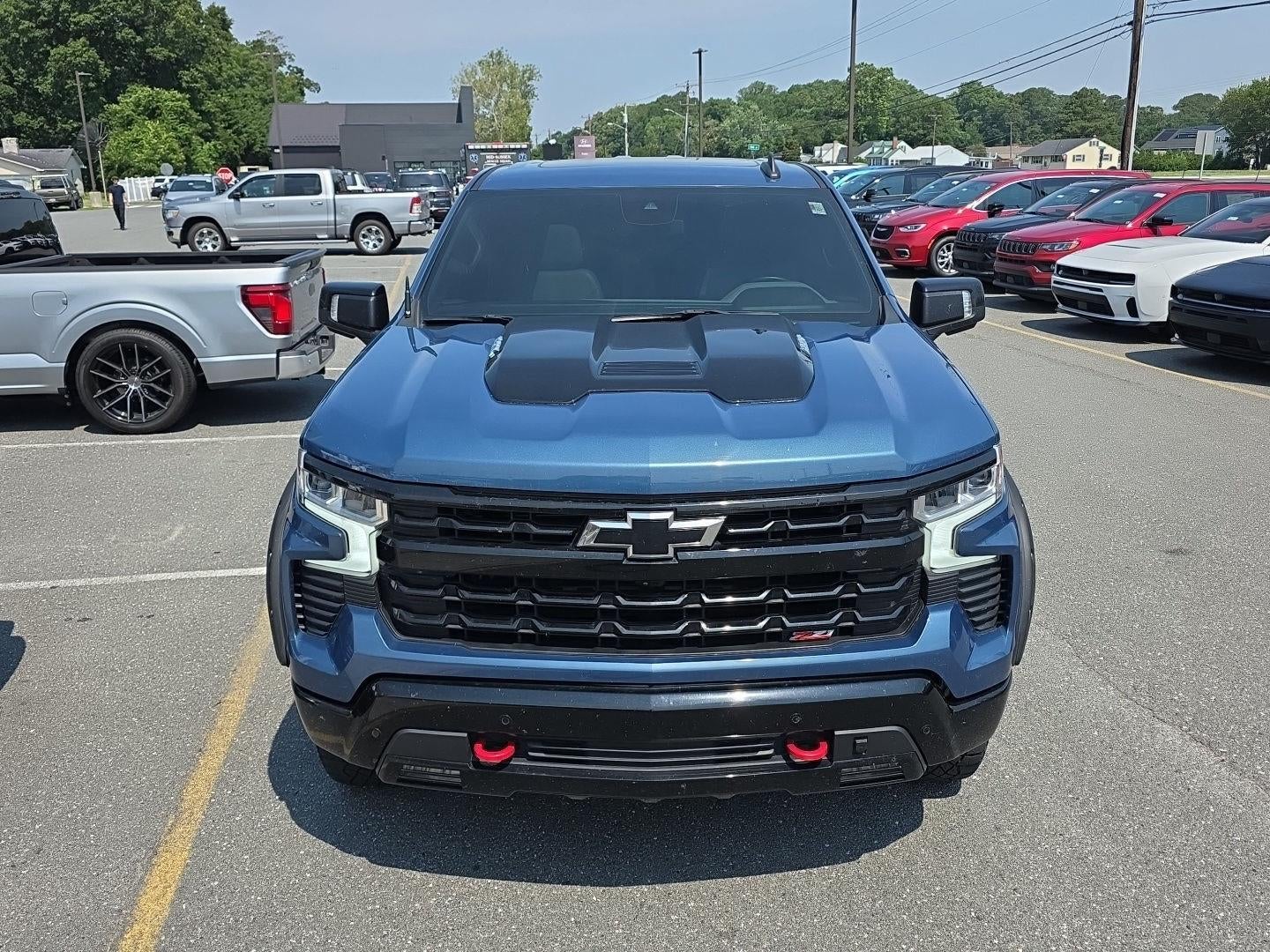 2024 Chevrolet SILVERADO 1500 TRAILBOSSL