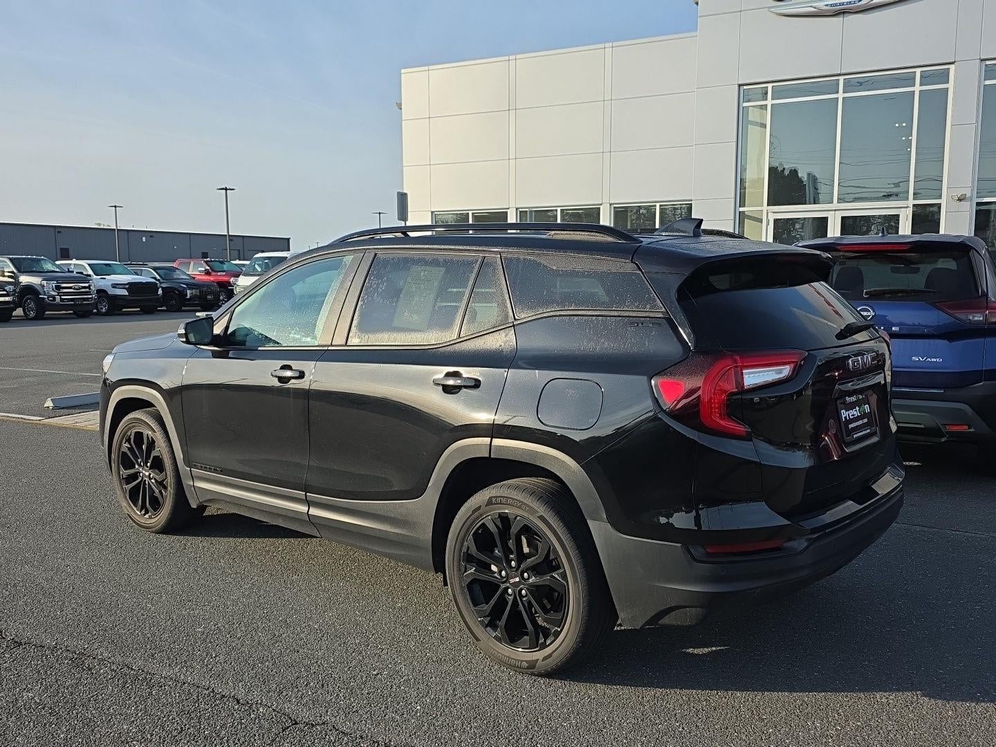 2022 GMC Terrain SLE