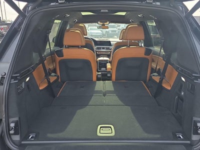 2022 BMW X7 Base