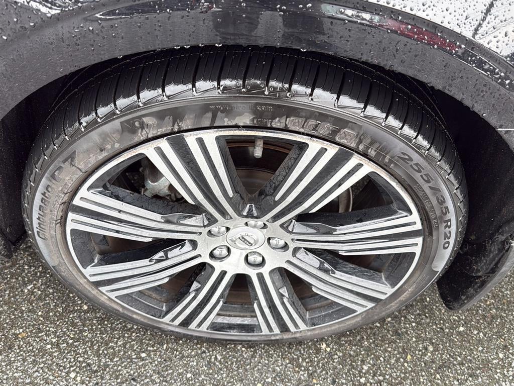 2022 Volvo S90 Inscription B6