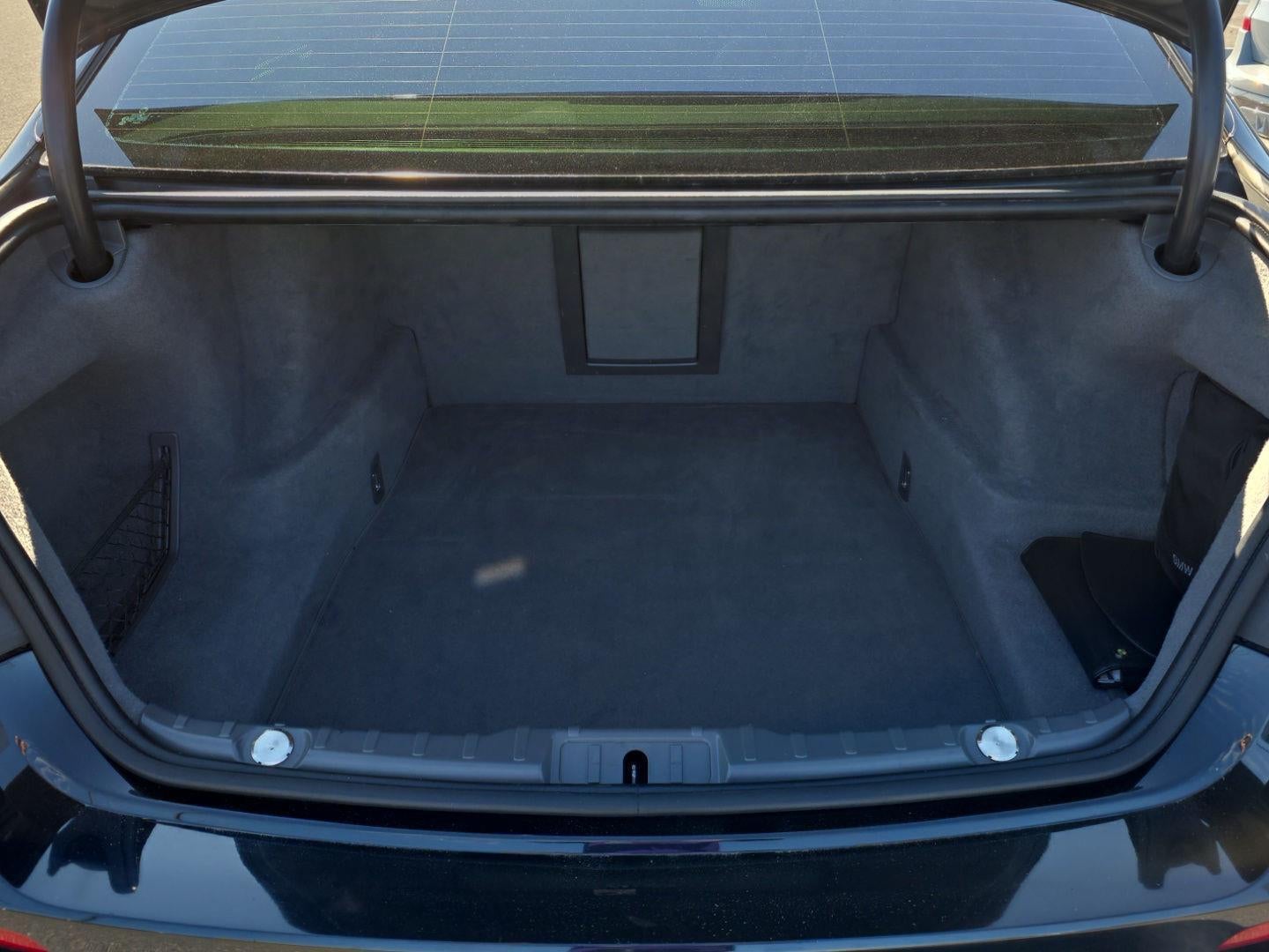 2013 BMW 750LI XDRIVE Base