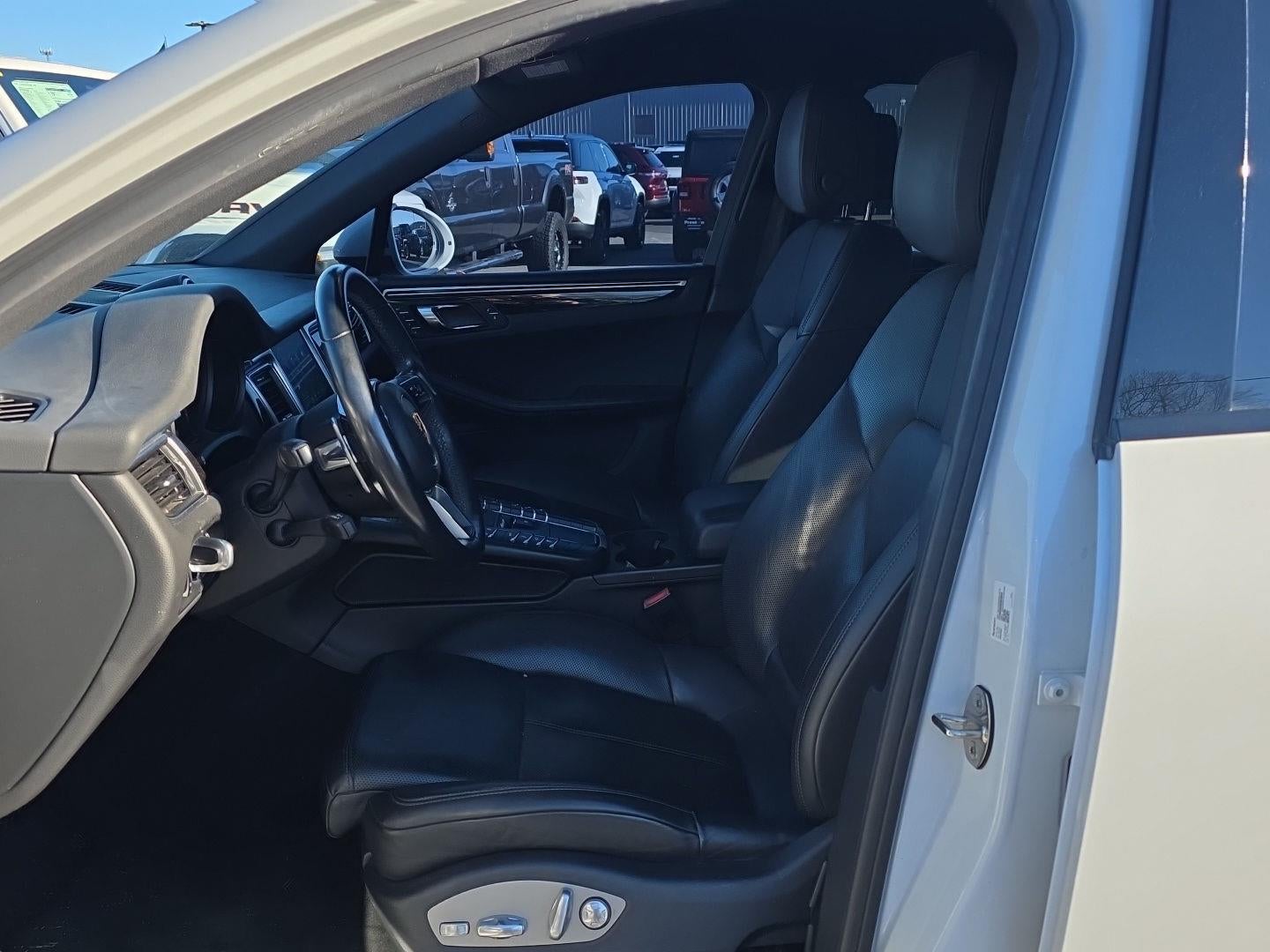 2017 Porsche Macan S