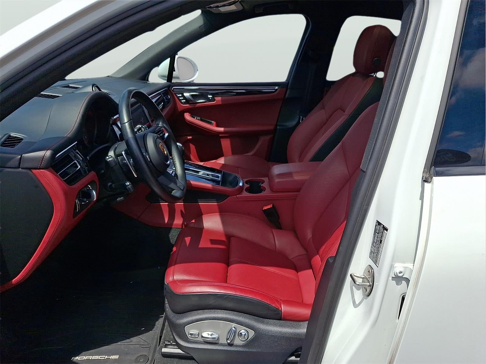 2022 Porsche MACAN S