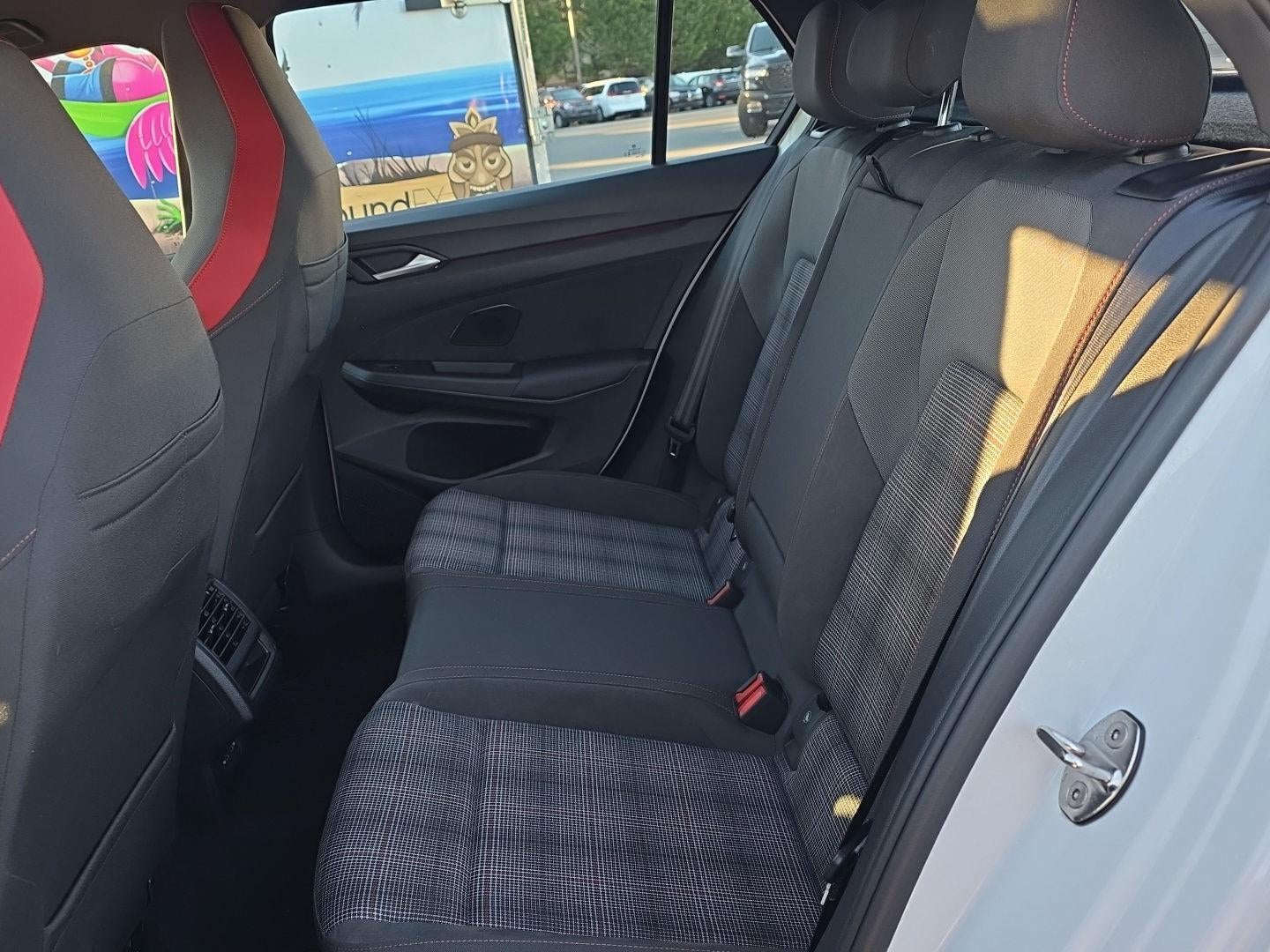 2024 Volkswagen Golf GTI 380 SE