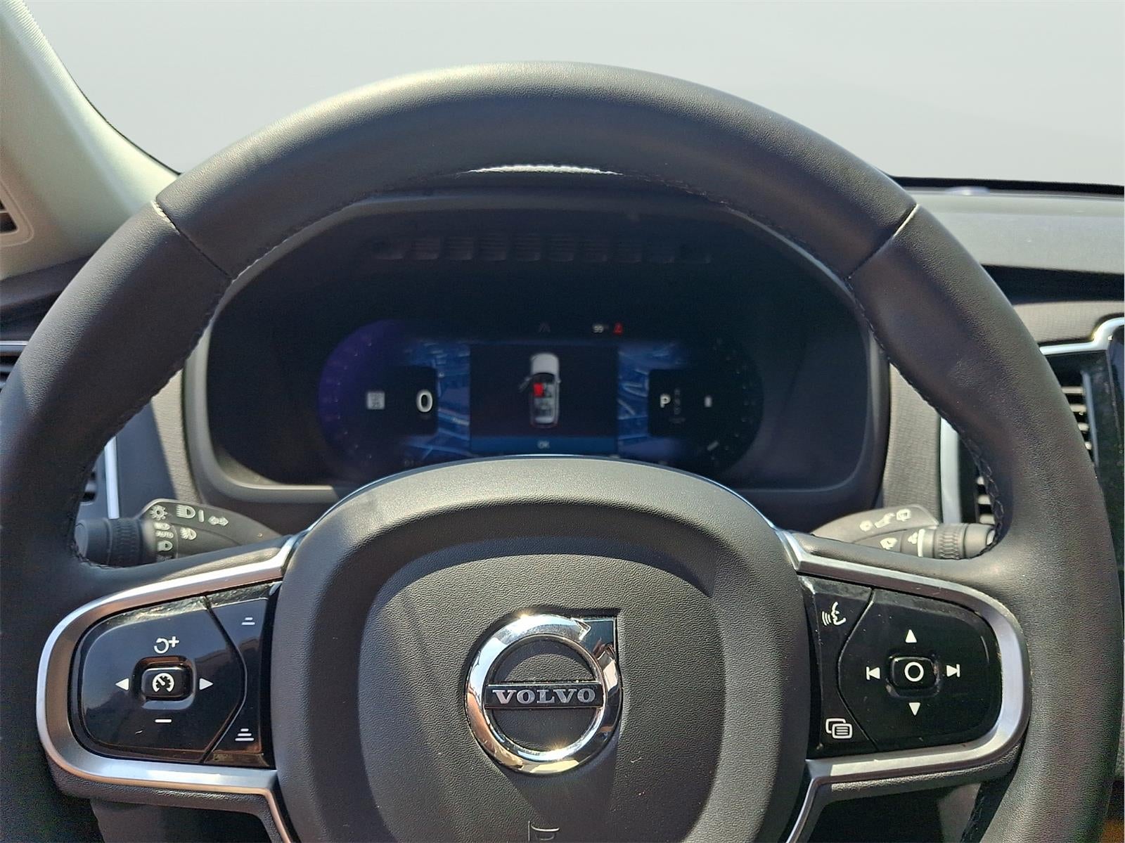 2023 Volvo XC90 Plus