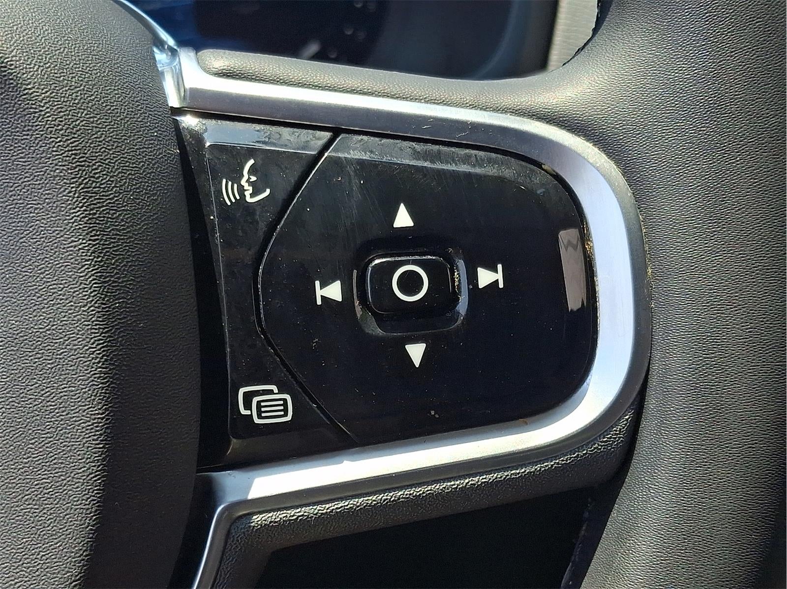 2023 Volvo XC90 Plus